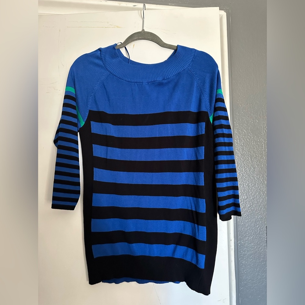 Women’s quarter sleeve sweater XL